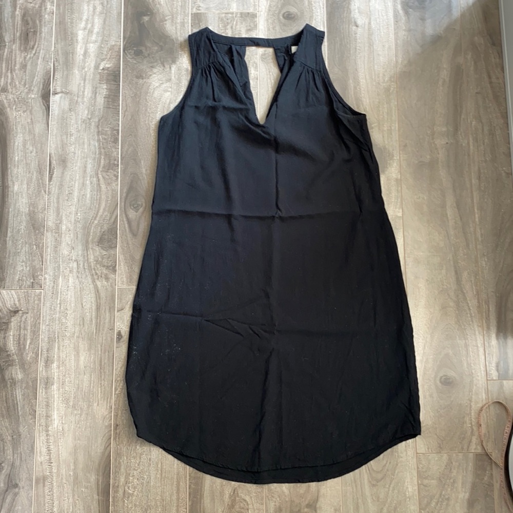 Women’s Old Navy black cutout dress